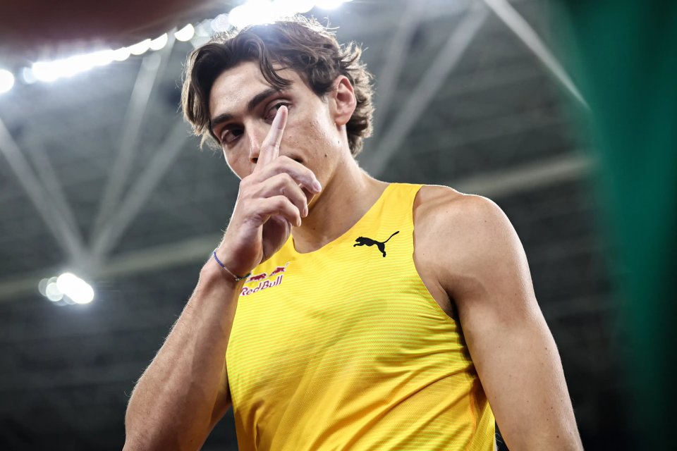 突破, 人改写, 到户外赛道 突破, 人改写, 到户外赛道